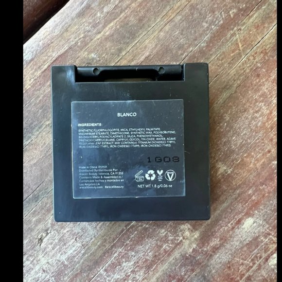 *5 for $20* Beauty highlighter - Picture 2 of 3